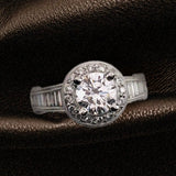 Platinum ring with 1 round brilliant Diamond